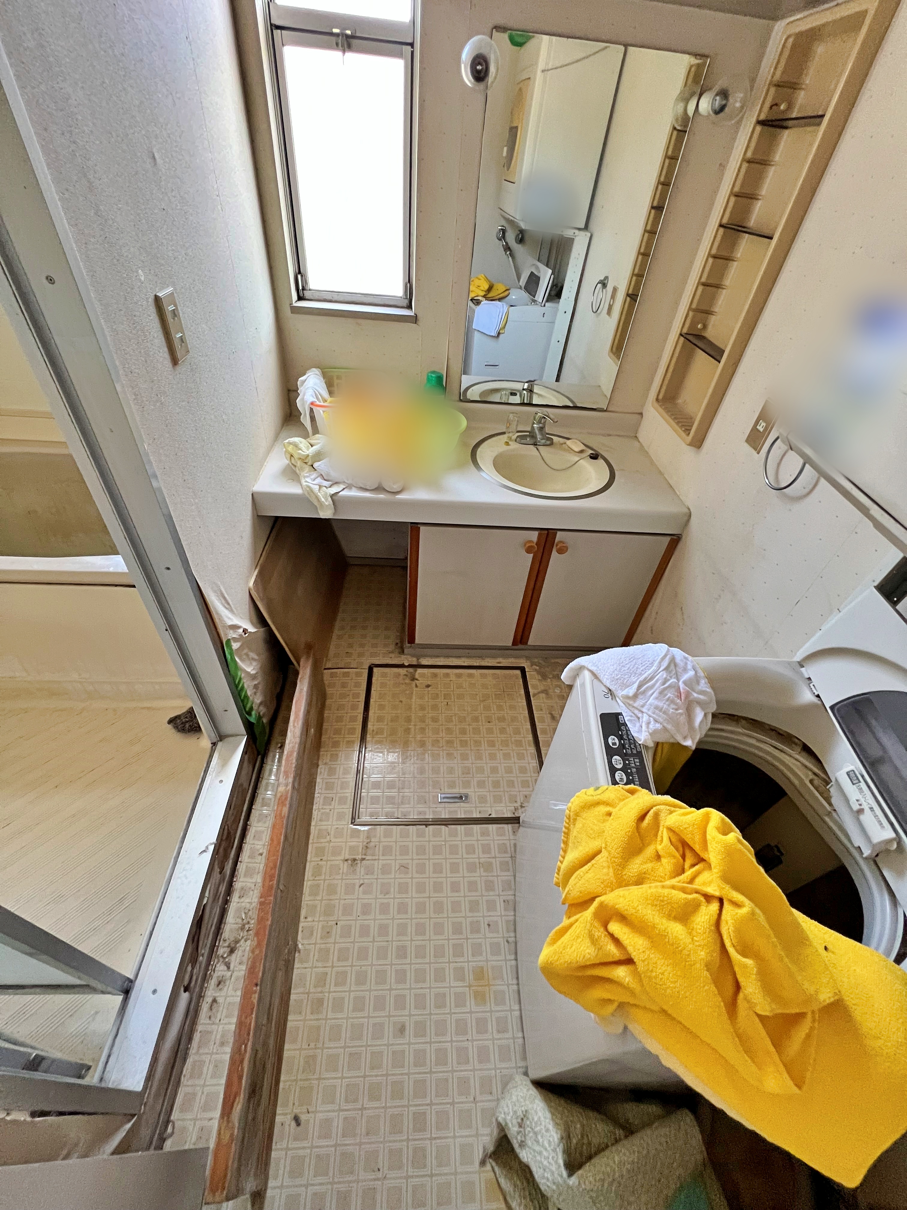 長年使用した脱衣場が美しく生まれ変わりました